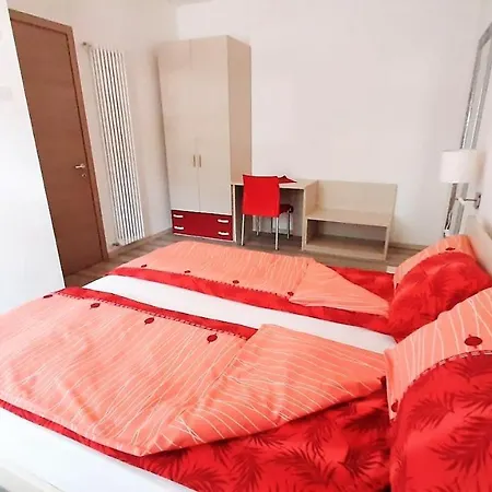 Casa Gemma アパート マルチェージネ